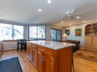 935 Washington St APT 12, Newton, MA 02460