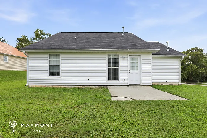 3 bed, 2.0 bath, 1220 sqft, $1,745 — Photo 3