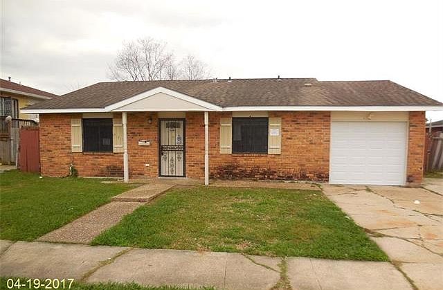 1st image of 420 Timberwood Dr