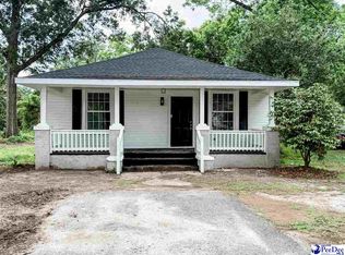 604 E Jefferson St, Dillon, SC 29536