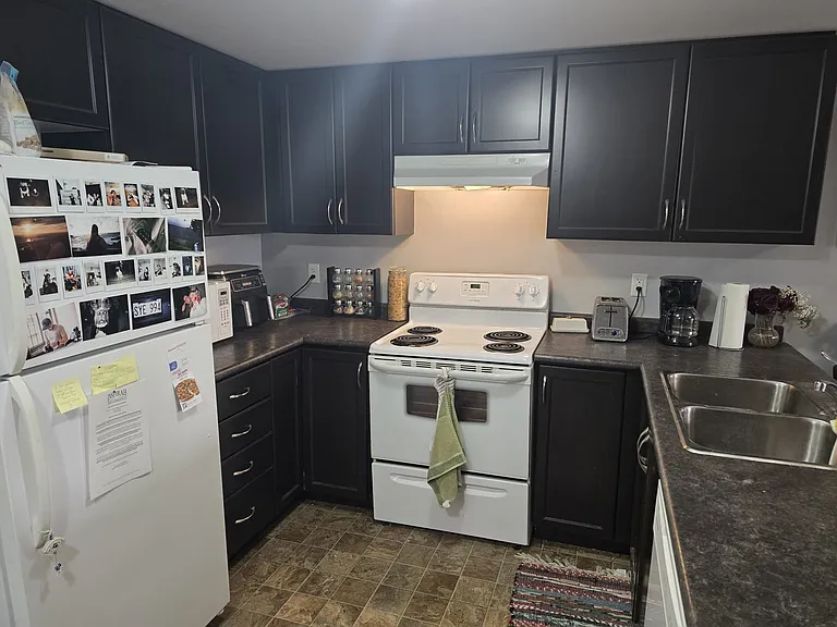 67 Kingsbury Sq #213 — Photo 8