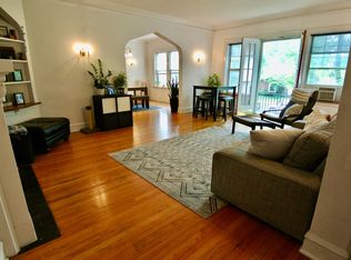 4301 N Paulina St APT 1, Chicago, IL 60613