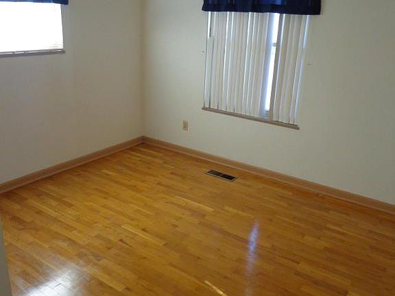 5th image of 900 Gulf Stream Dr