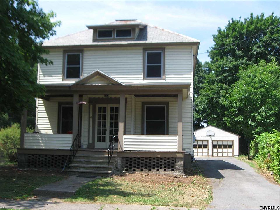 1st image of 17 Poplar St
