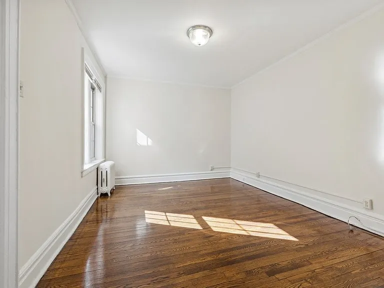 68-70 Park Avenue Apartments — Photo 7