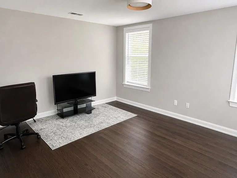 1057 Lancaster Ave — Photo 6