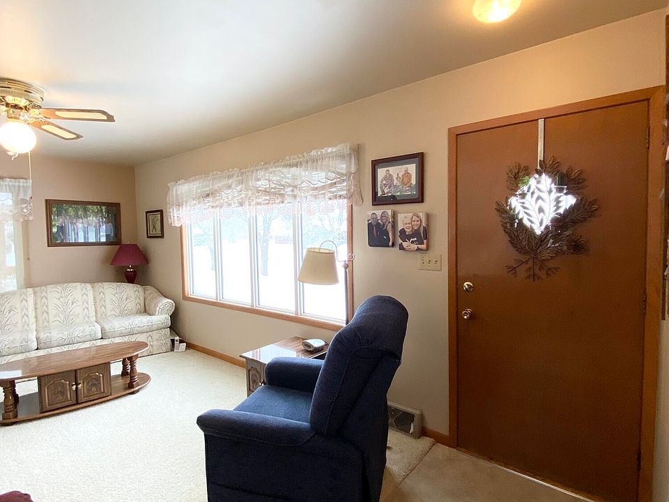 1108 10th St, Langdon, ND 58249 Zillow