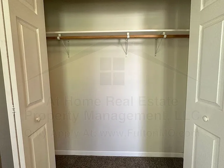 821 Court St #B — Photo 15