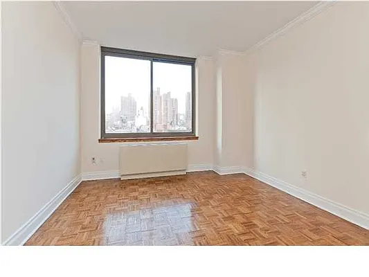 Sold by Mallan Real Estate Inc | media 5