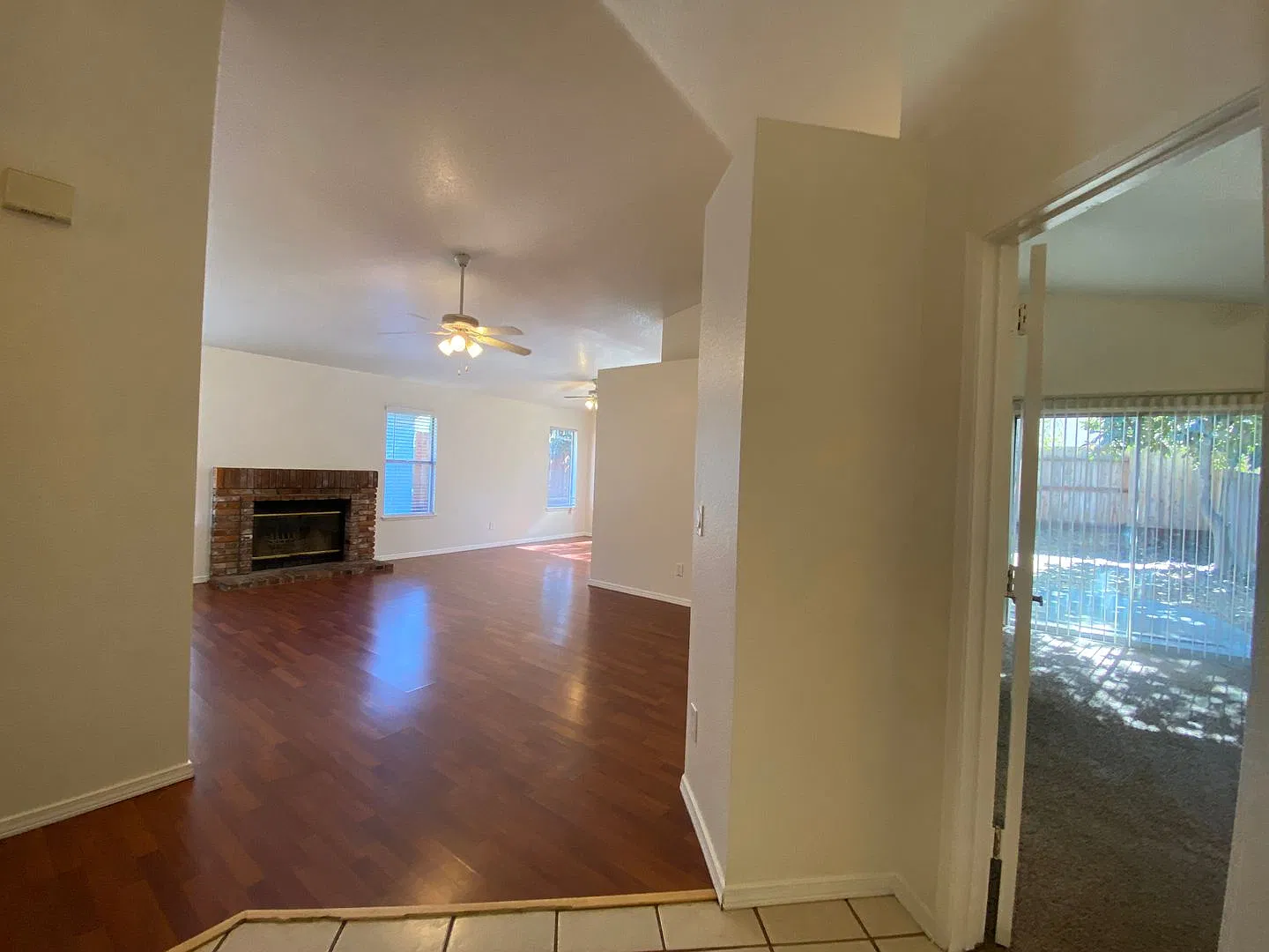 3 Bedroom, 2 Bath Home In a Great Neighborhood — Photo 3