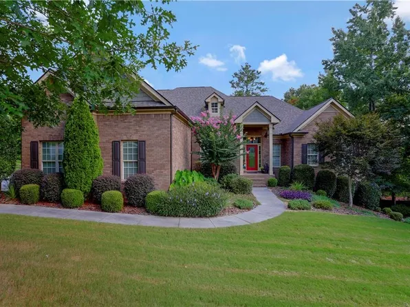 1220 Alcovy Ridge Dr, Loganville, GA 30052