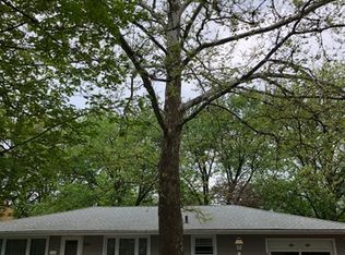 632 Iroquois Dr, Aurora, IL 60506