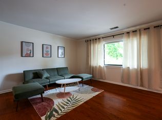 321 Harvest Dr #1, Charlottesville, VA 22903