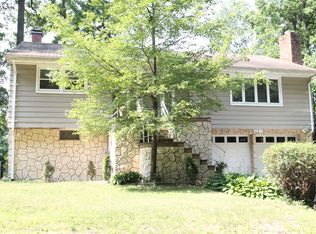 281 Riverlawn Dr, Wayne, NJ 07470