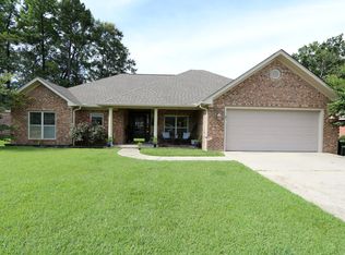 47 Joshbury Cir, Laurel, MS 39443