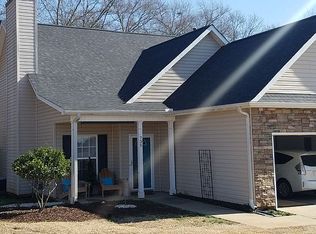 735 Onyx Cir, Boiling Springs, SC 29316