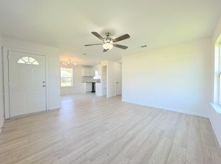 1705 Ravier Ln, Sunshine, LA 70780