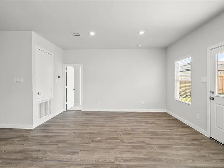 25207 Leather Leaf Ct — Photo 11