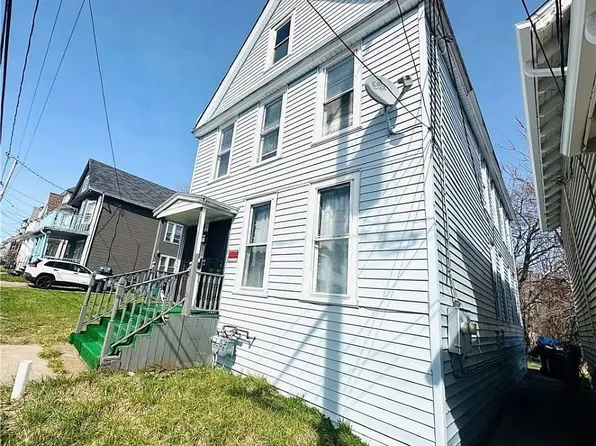 31 Earl Pl, Buffalo, NY 14211