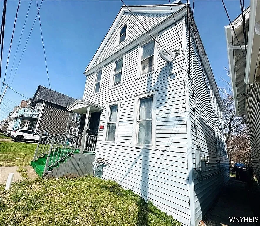31 Earl Pl photo 1