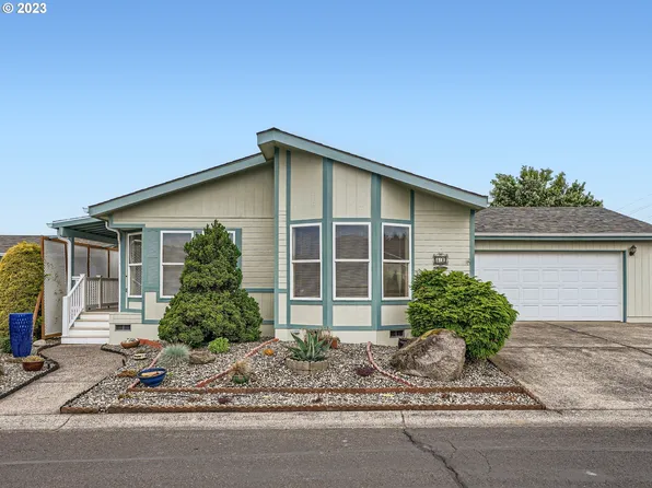 16500 SE 1st St Unit 84, Vancouver, WA 98684