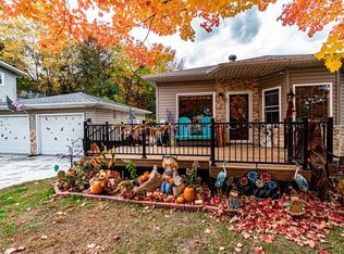 818 Mount Nemo Ave, Eau Claire, WI 54703