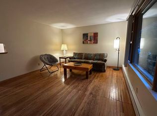 329 Kedzie St APT 3, Madison, WI 53704