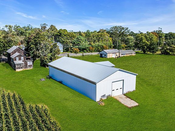 5th image of 835 Adelphia-Farmingdale Road