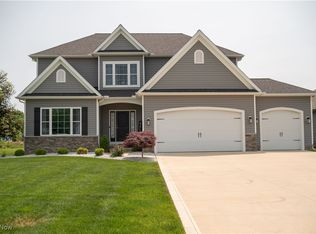 8224 Lilly Ln, Concord Township, OH 44077