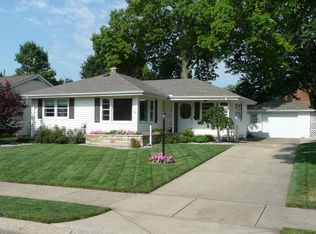 133 Manor Dr, Mishawaka, IN 46544