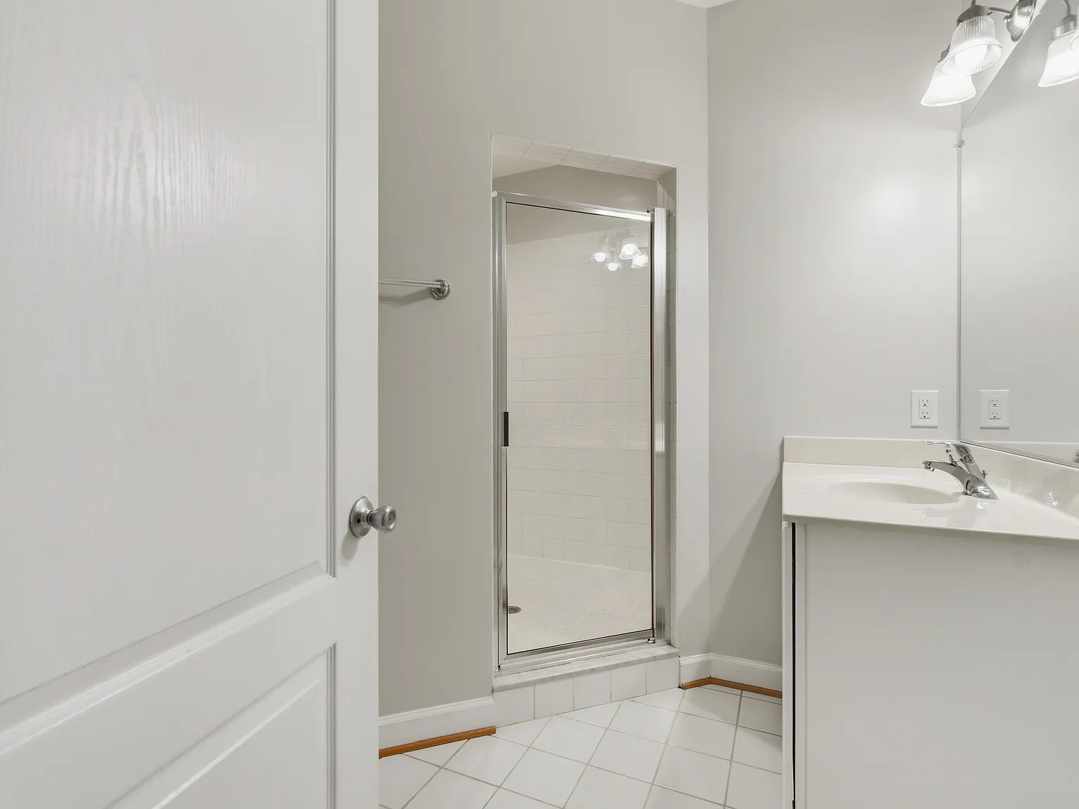 511 U St NW — Photo 4