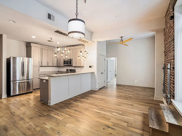 435 Westport Rd #302 — Photo 46