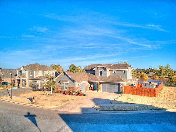 2nd image of 3216 Brookstone Pass Dr