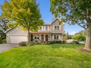 612 Braemar Ln, Barrington, IL 60010