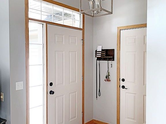 2nd image of 8419 Rhoy St