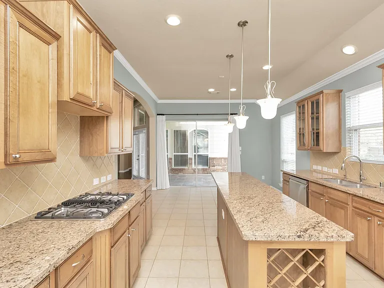 6630 Larocke Trl — Photo 22