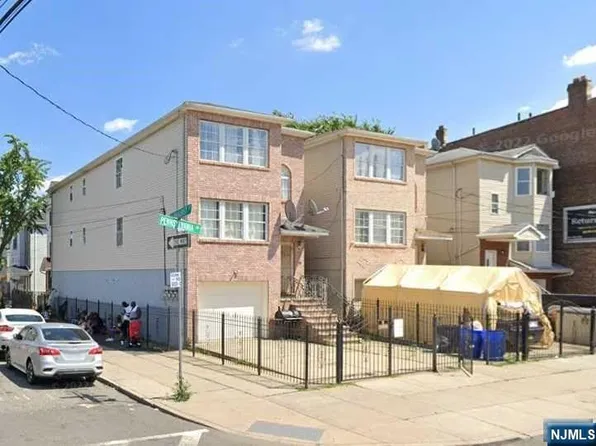 63 Pennsylvania Ave, Newark, NJ 07114