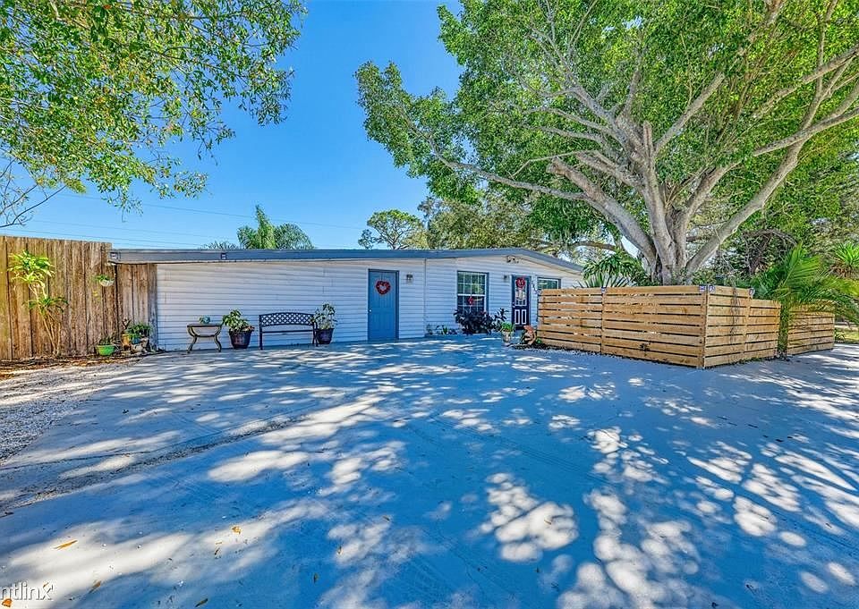 1st image of 3913R S Shade Ave