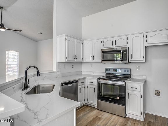 4th image of 9169 Pimlico Dr