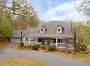 385 Racquet Club Rd, Asheville, NC 28803