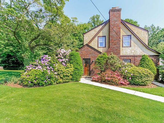 3rd image of 76 Coralyn Ave