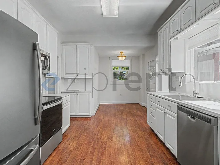 7820 N Van Houten Ave — Photo 14