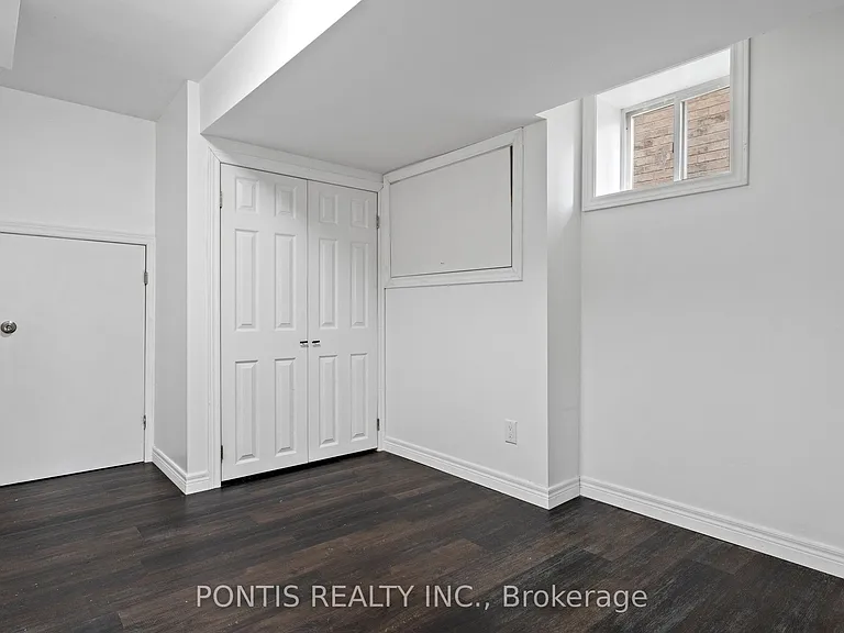 22 Mercer Ave #LOWER — Photo 8