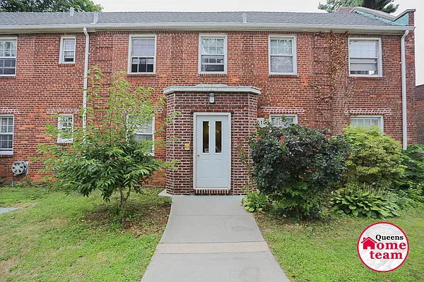 Sold by Keller Williams Realty Landmark II | media 17