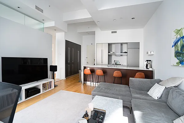 Rented by Keller Williams NYC | media 3