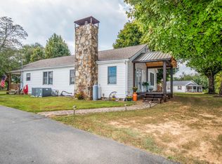 1533 Middlesettlements Rd, Maryville, TN 37801
