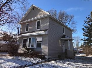 1515 S Broadway St, Menomonie, WI 54751
