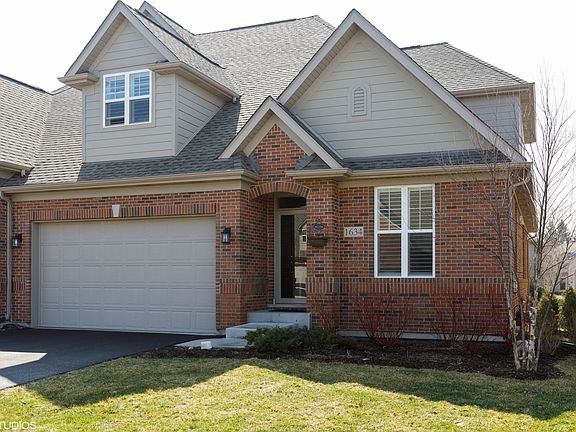 2nd image of 1634 Castle Lawn Ct