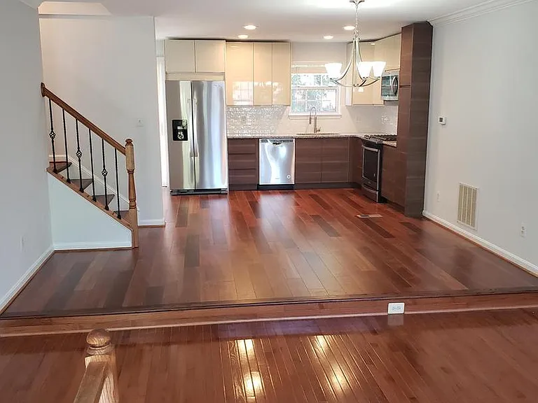 6839 Signature Cir — Photo 5