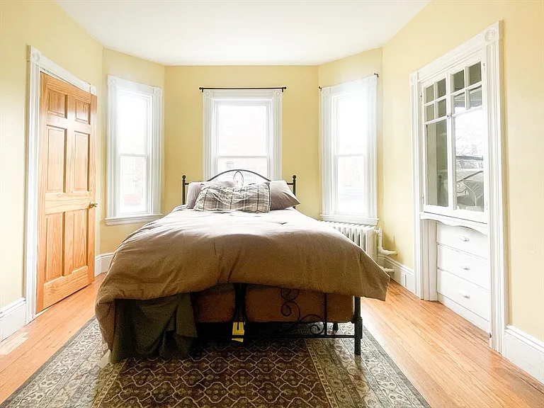 381 Centre St #2 — Photo 11